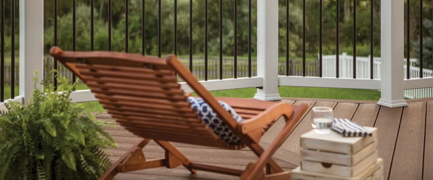 Select Classic railing with lighting